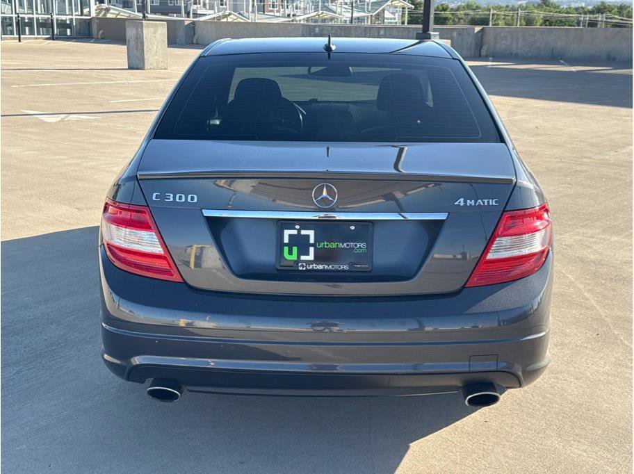 Used 2011 Mercedes-Benz C 300 4MATIC Sedan image 7