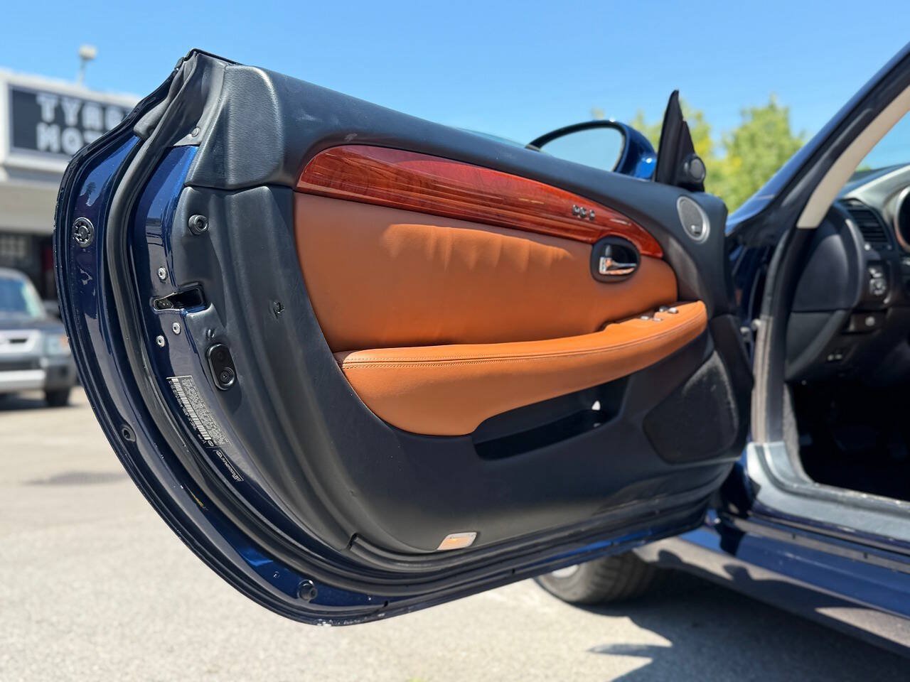 Used 2005 Lexus SC 430 Convertible w/ Preferred Accessory Pkg RWD image 58