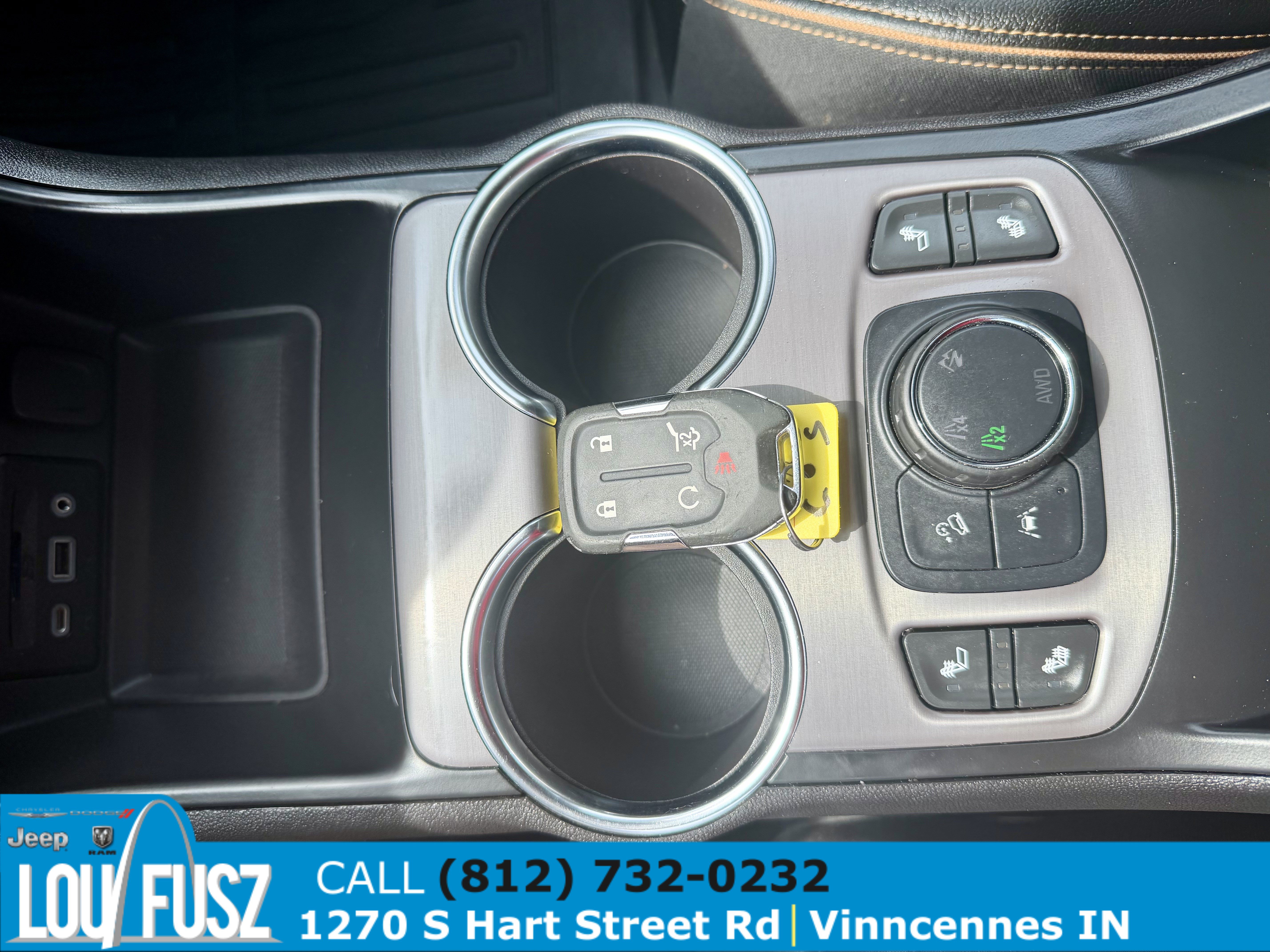 Used 2024 GMC Terrain AT4 AWD/4WD image 16