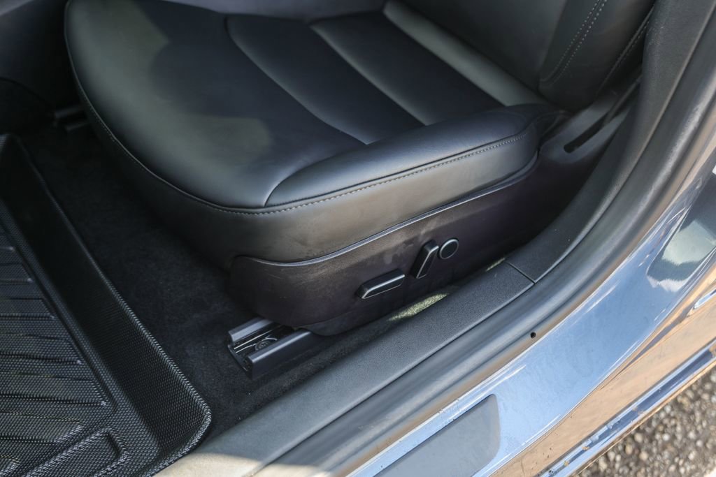 Used 2023 Tesla Model 3 Standard Range RWD image 8