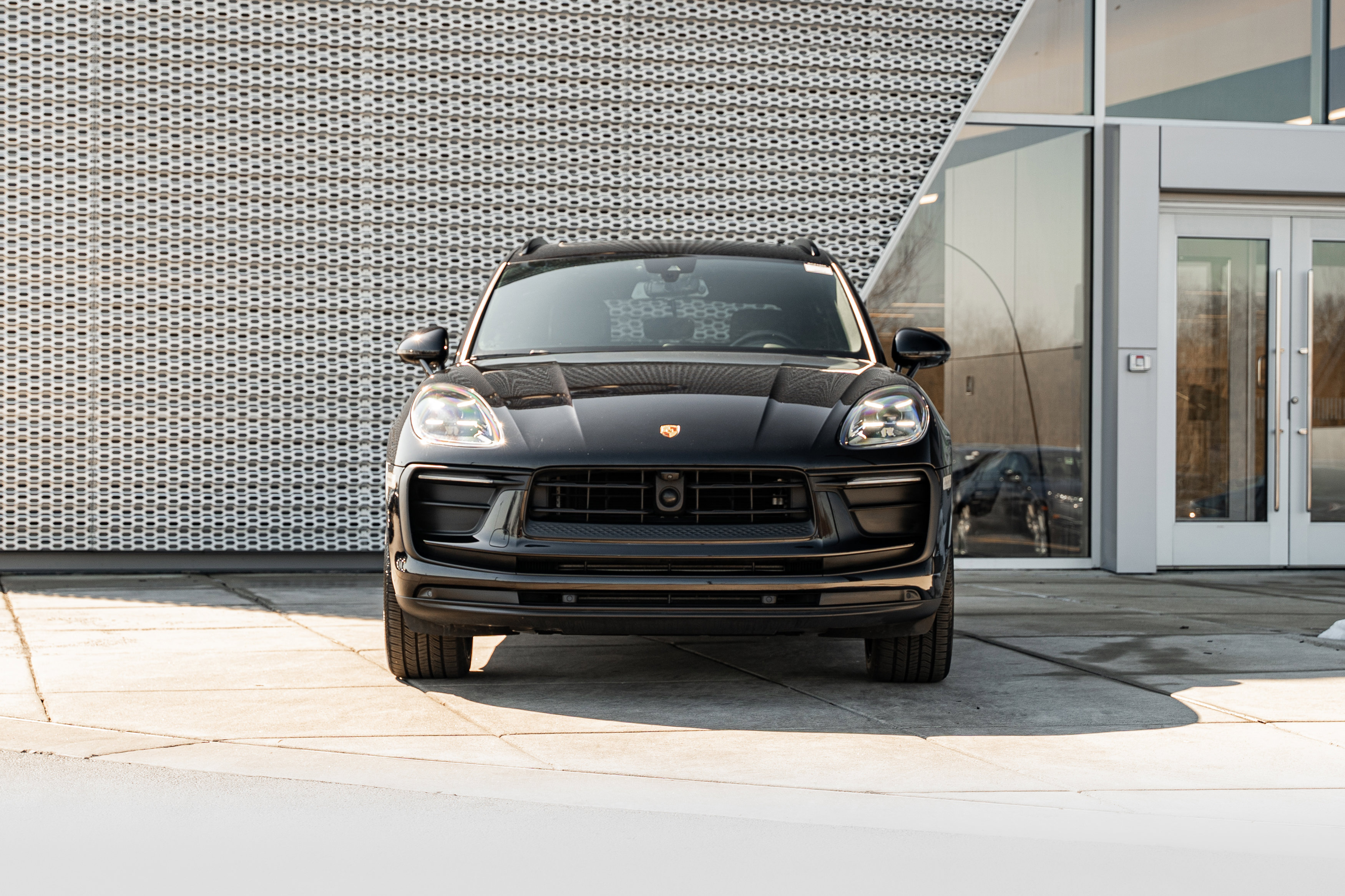 Used 2022 Porsche Macan image 35