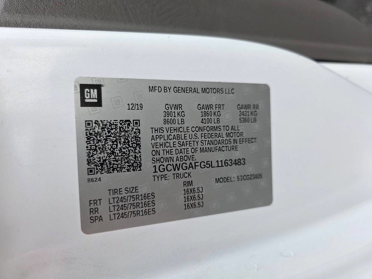 Used 2020 Chevrolet Express 2500 w/ Safety Package image 24