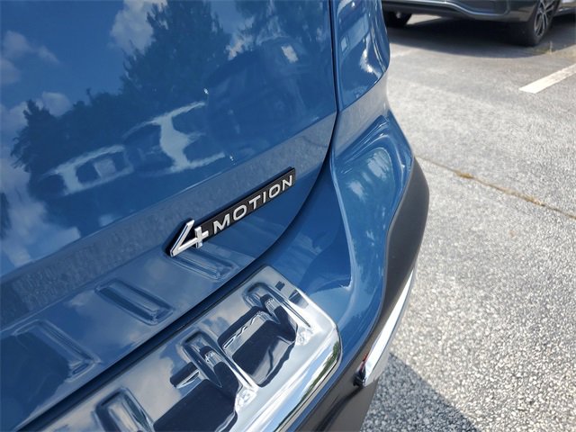 New 2025 Volkswagen Taos SE image 7