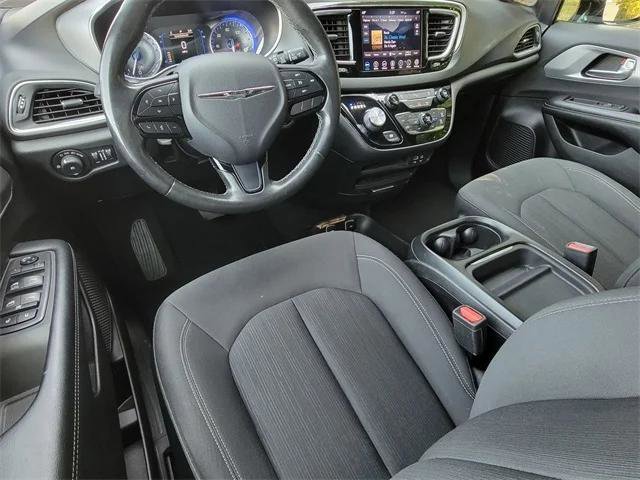 Certified 2019 Chrysler Pacifica Touring Plus w/ S Appearance Package FWD image 36