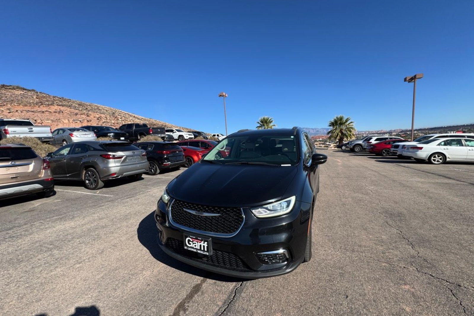 Used 2021 Chrysler Pacifica Touring-L