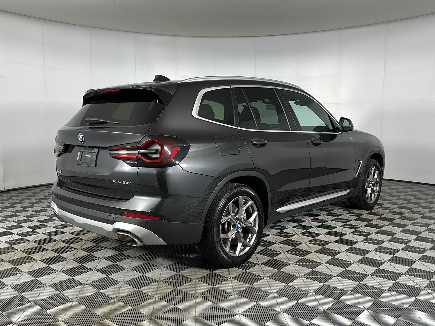 Used 2023 BMW X3 xDrive30i w/ Premium Package AWD/4WD image 31