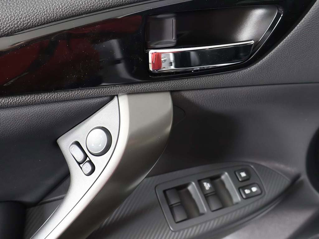 New 2026 Mitsubishi Eclipse Cross Black Edition image 33