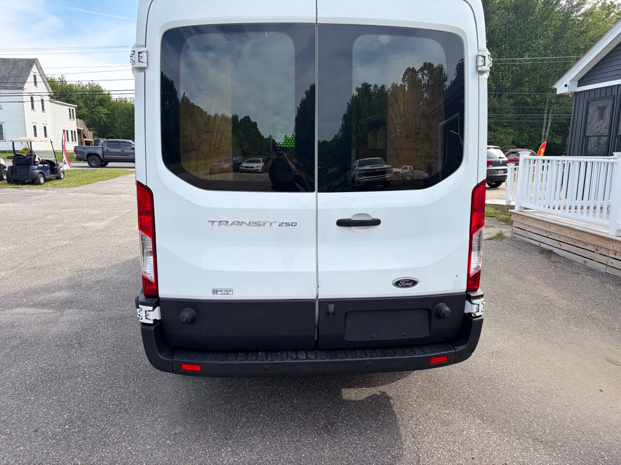 Used 2016 Ford Transit 250 148 Medium Roof w/ Interior Upgrade Package RWD image 7