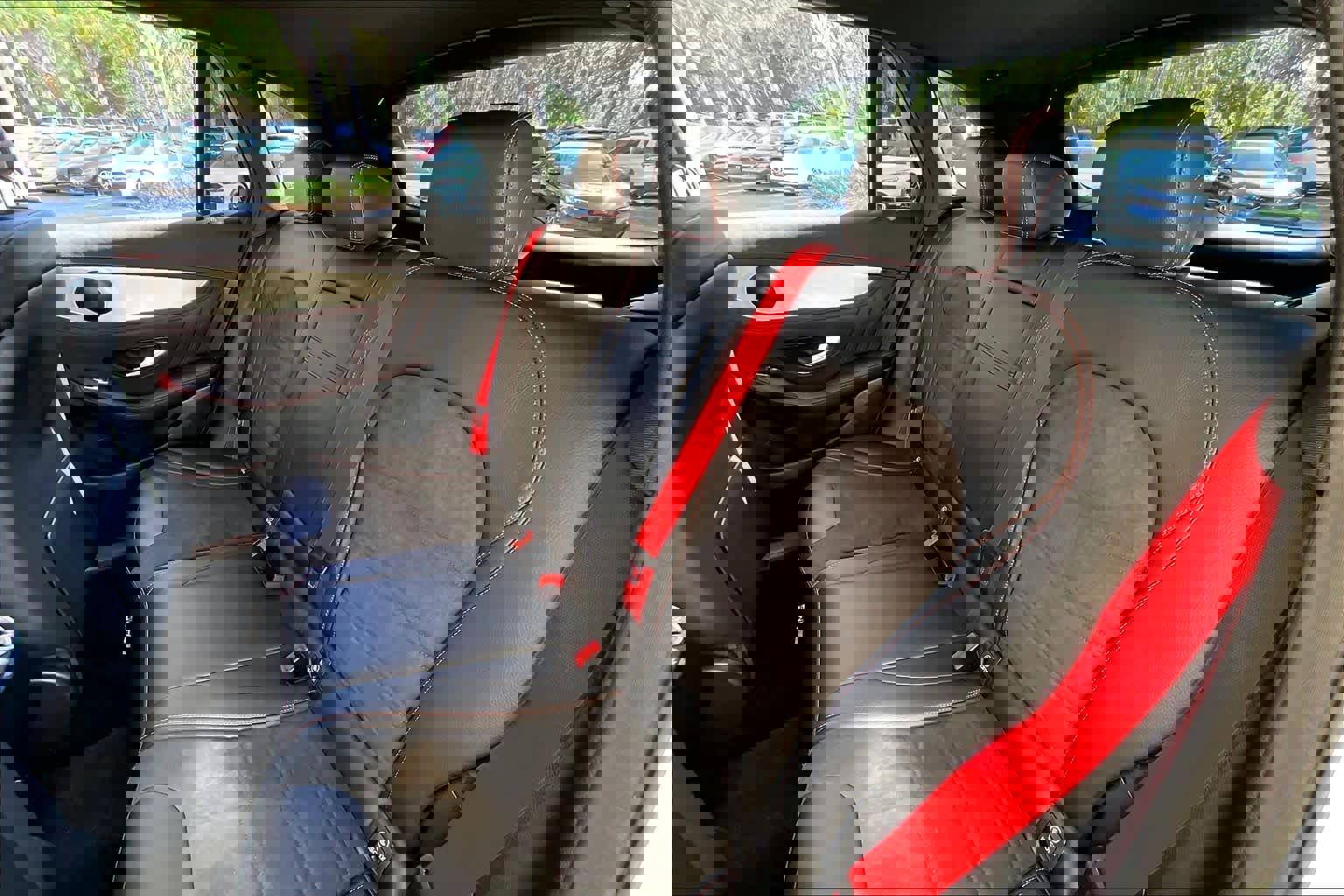 Certified 2022 Mercedes-Benz GLC 43 AMG 4MATIC image 19