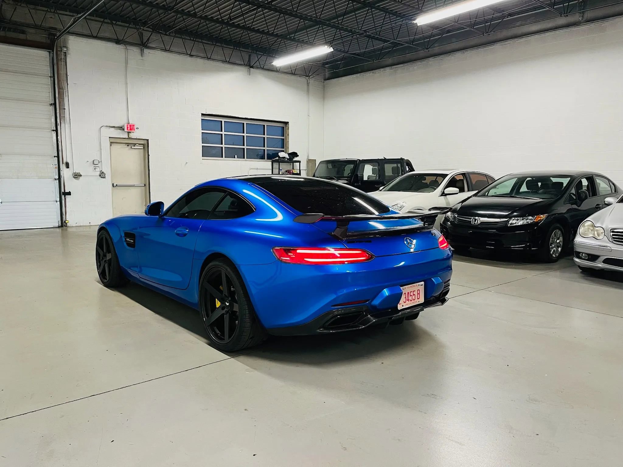 Used 2017 Mercedes-Benz AMG GT S image 5