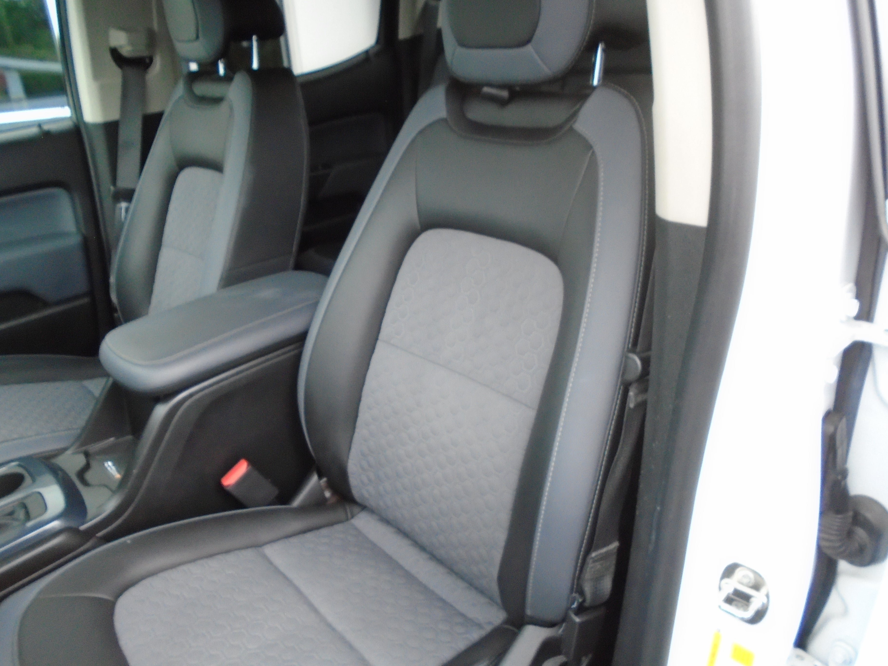 Certified 2019 Chevrolet Colorado Z71 AWD/4WD image 52
