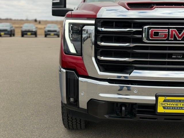 Used 2025 GMC Sierra 2500 SLT w/ SLT Premium Package AWD/4WD image 4