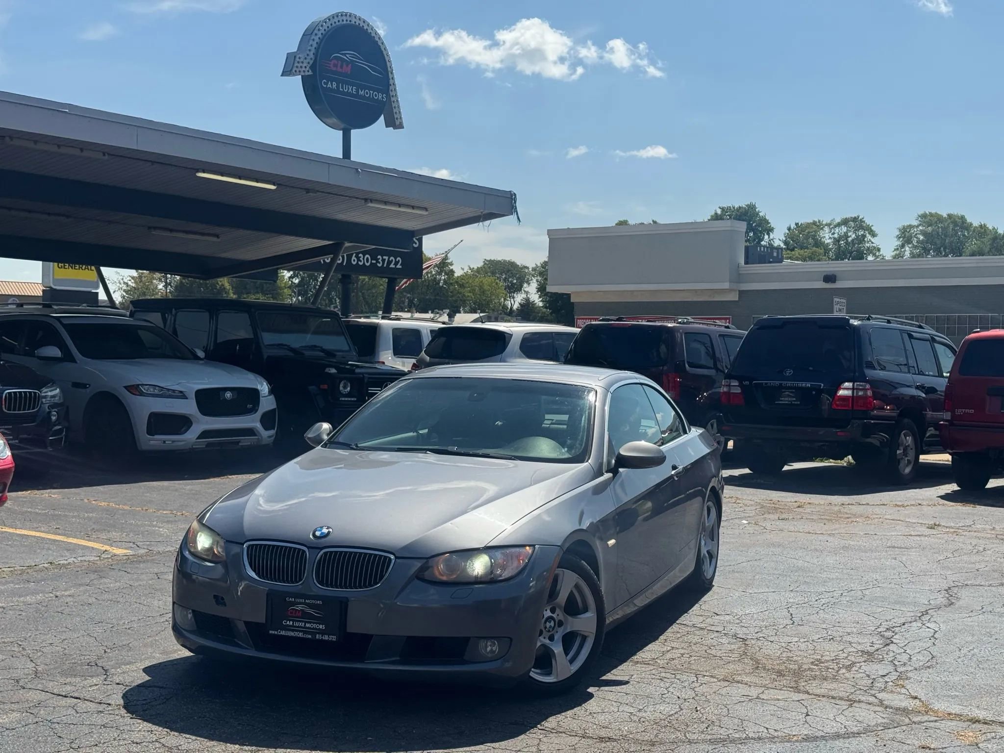 Used 2009 BMW 328i Convertible image 2