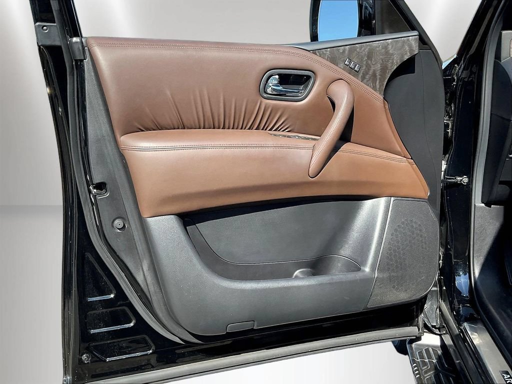 Used 2022 Nissan Armada Platinum w/ Captain's Chairs Package RWD image 22