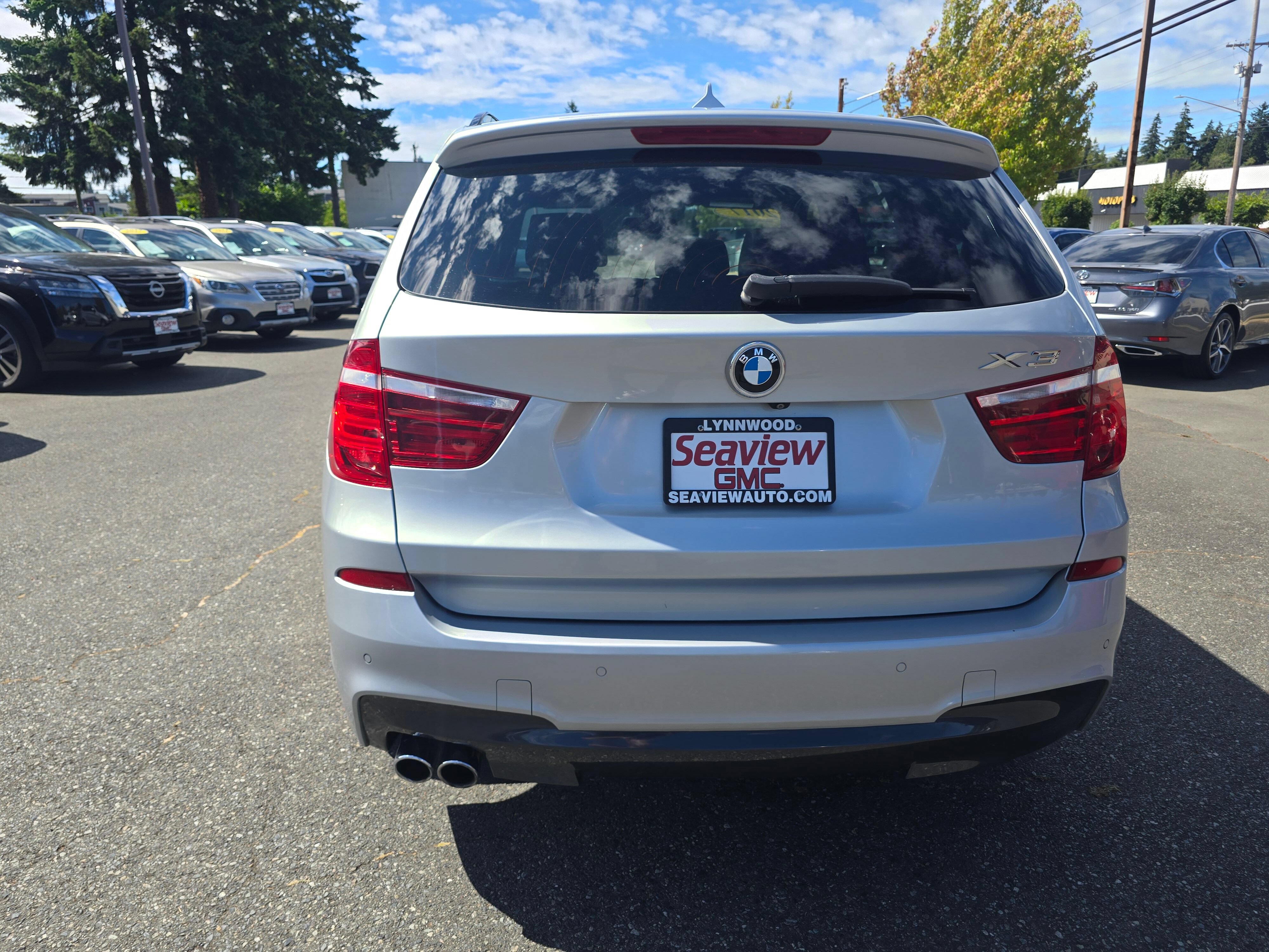 Used 2017 BMW X3 xDrive28i AWD/4WD image 6