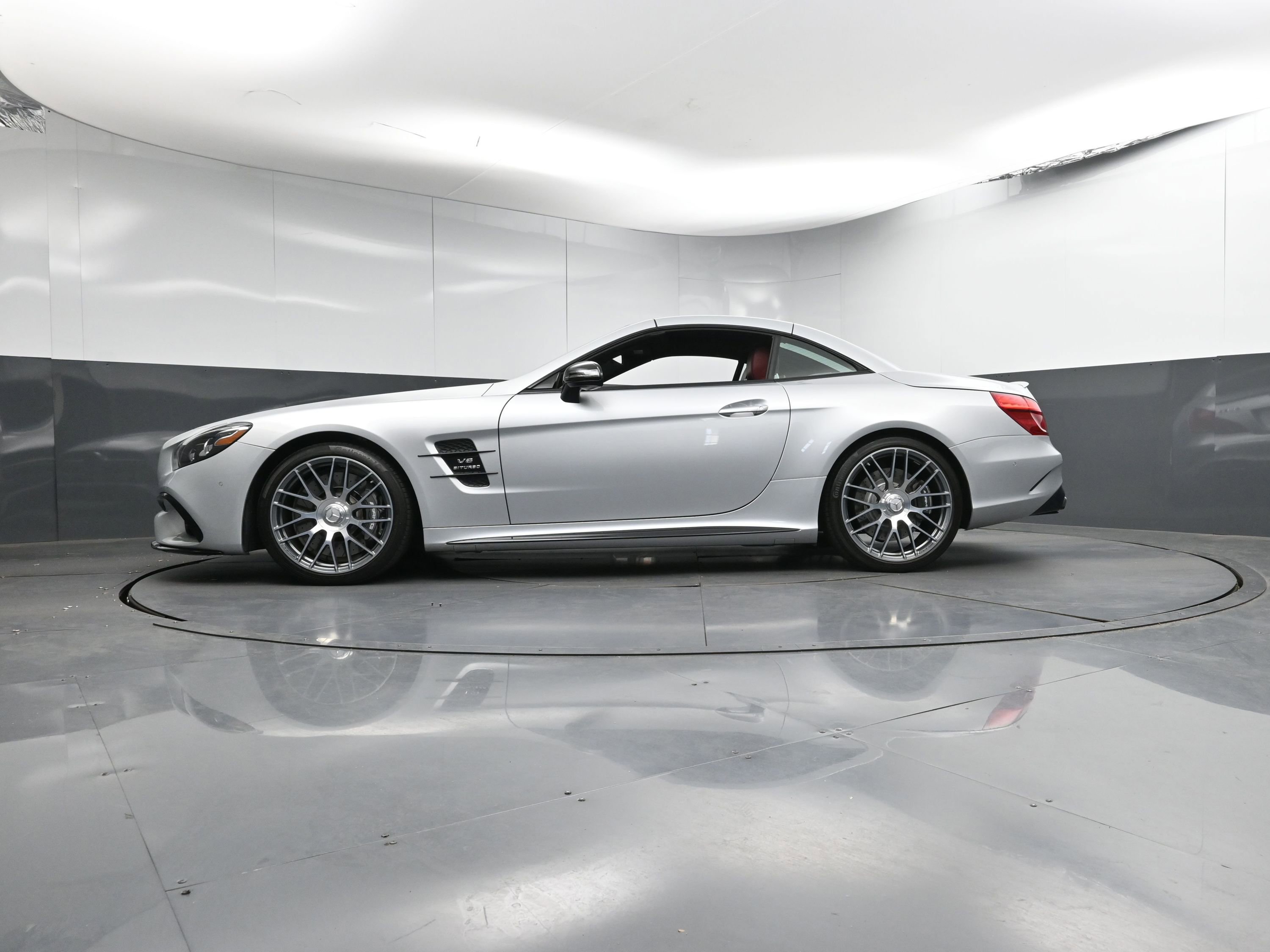 Used 2019 Mercedes-Benz SL 63 AMG image 36