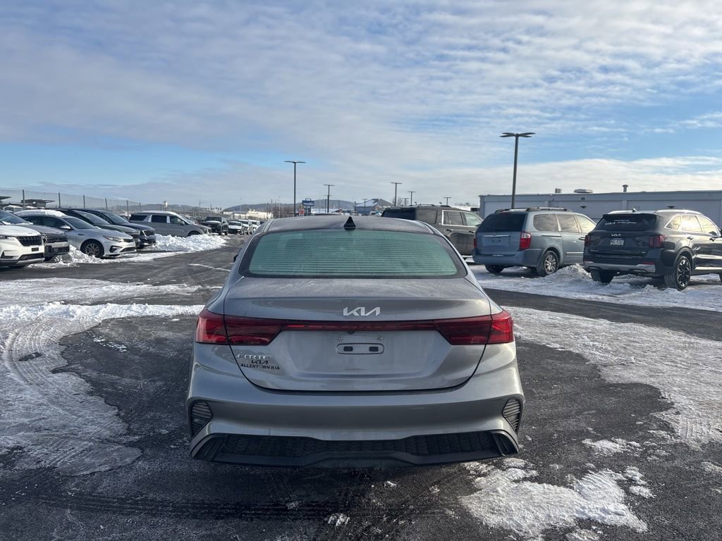 Certified 2023 Kia Forte LXS w/ LXS Technology Package image 4