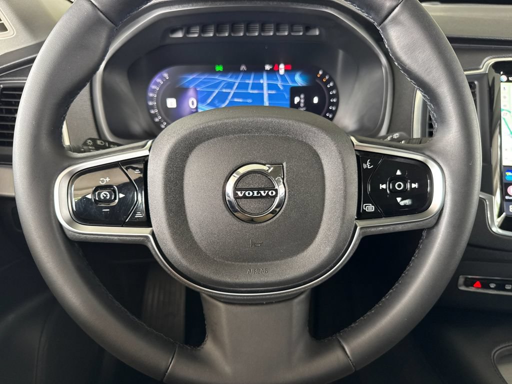 Certified 2025 Volvo XC90 B5 Core w/ Protection Package Premier AWD/4WD image 24