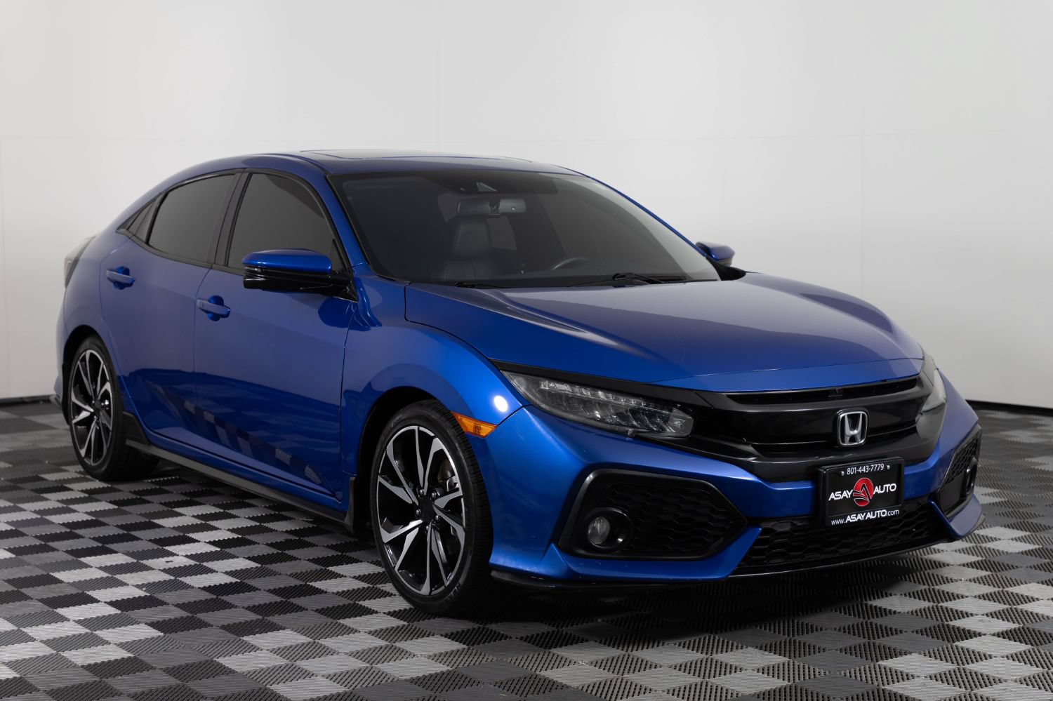 Used 2017 Honda Civic Sport Touring image 10