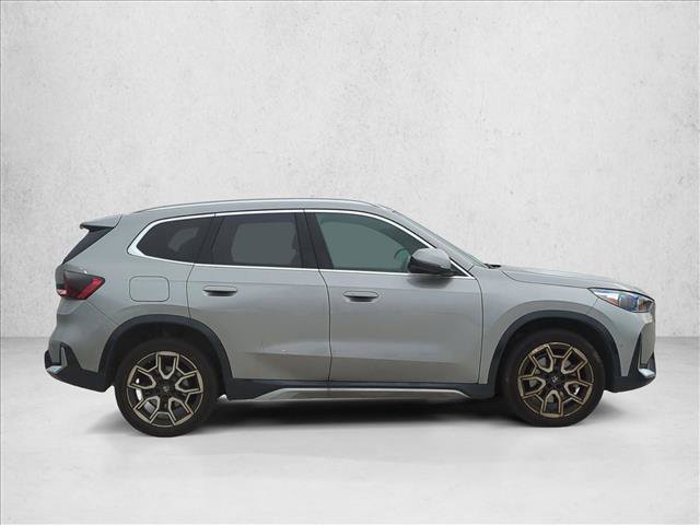 Used 2025 BMW X1 xDrive28i w/ Technology Package AWD/4WD image 4