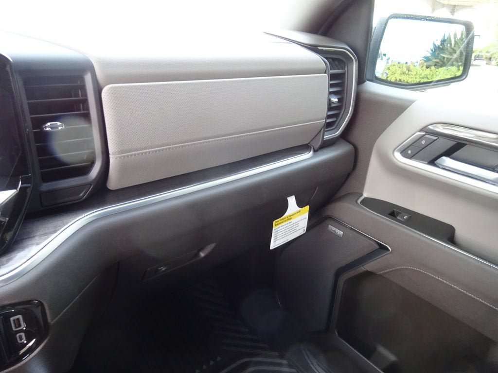 New 2026 Chevrolet Silverado 1500 LTZ w/ Technology Package AWD/4WD image 27