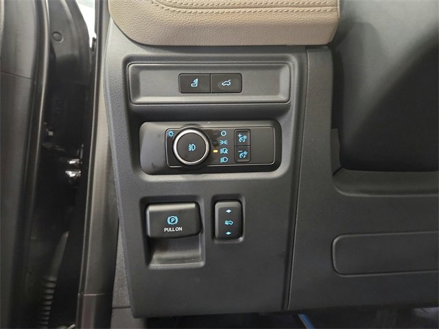 Used 2024 Ford Expedition Limited image 37