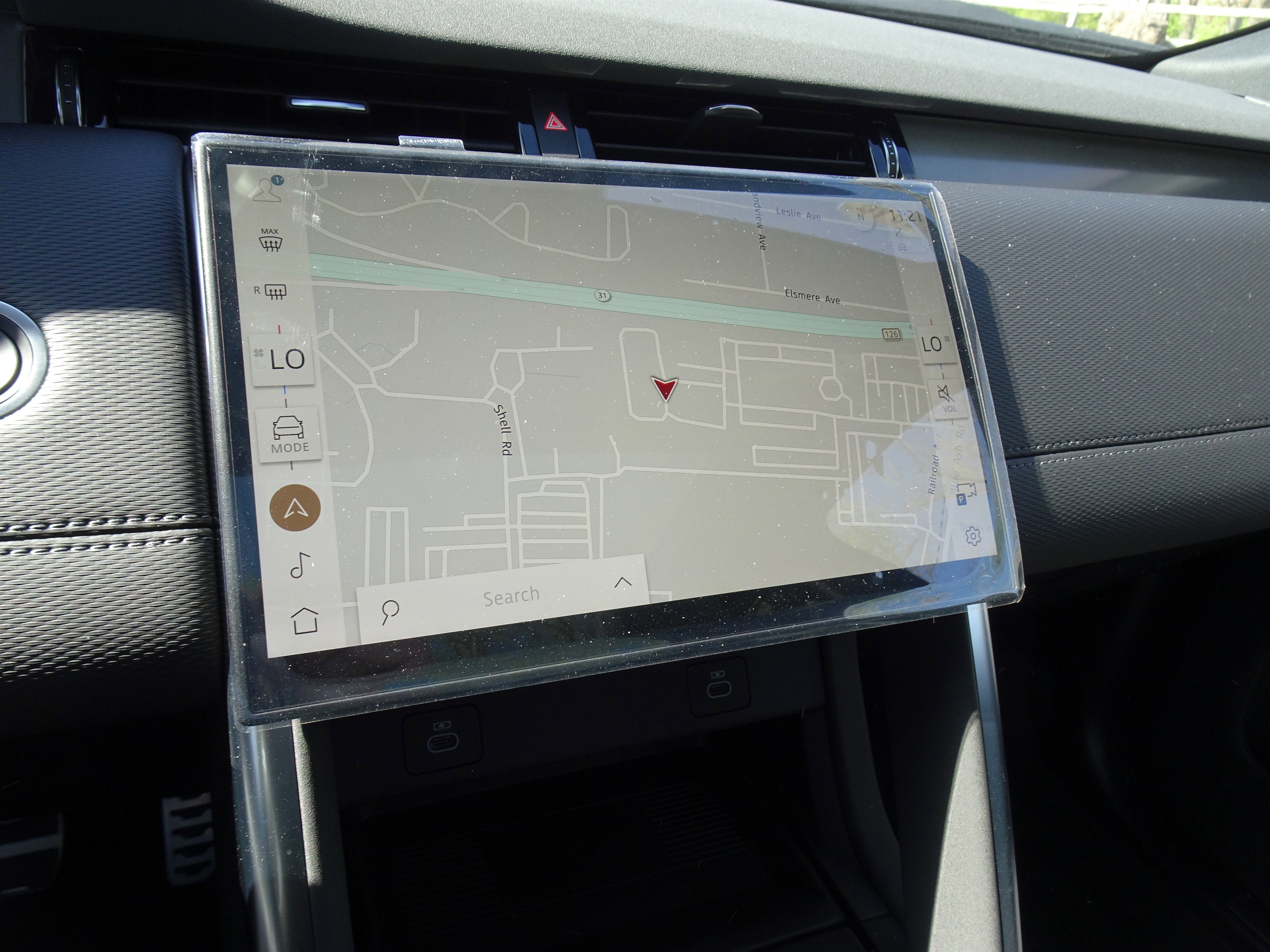 New 2025 Land Rover Discovery Sport Dynamic SE image 26