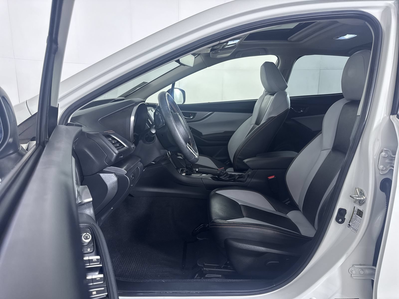 Used 2022 Subaru Crosstrek 2.5i Limited w/ Moonroof Package 2 AWD/4WD image 15