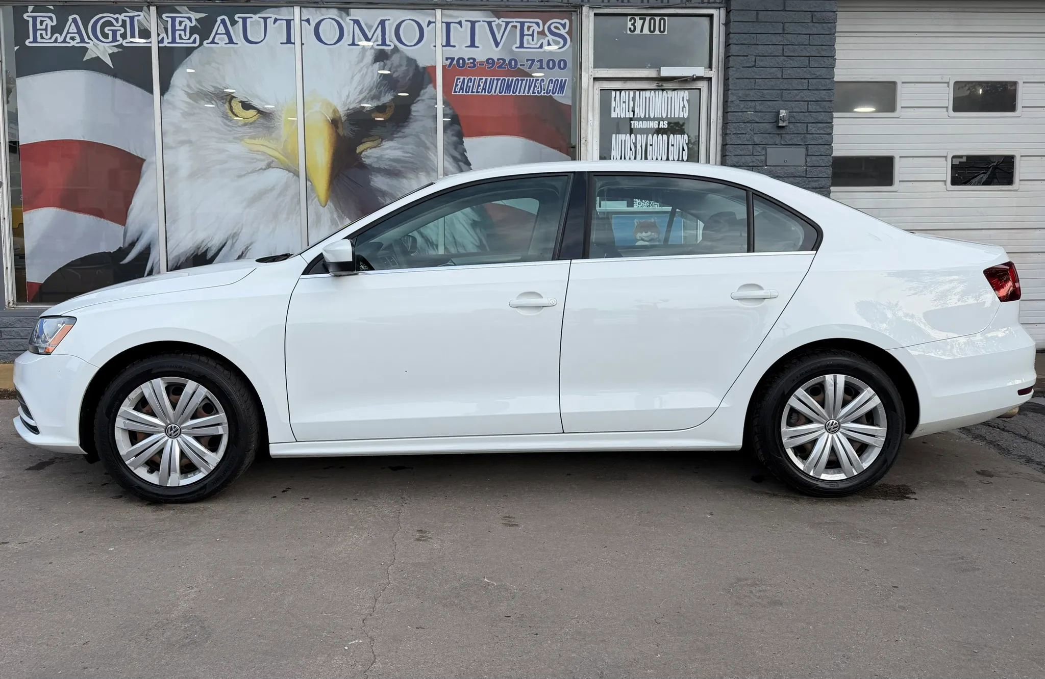 Used 2017 Volkswagen Jetta S FWD image 2