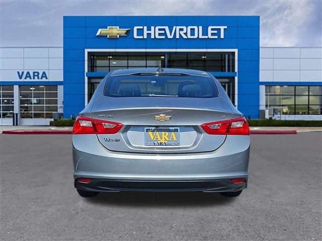 Used 2024 Chevrolet Malibu LT FWD image 4