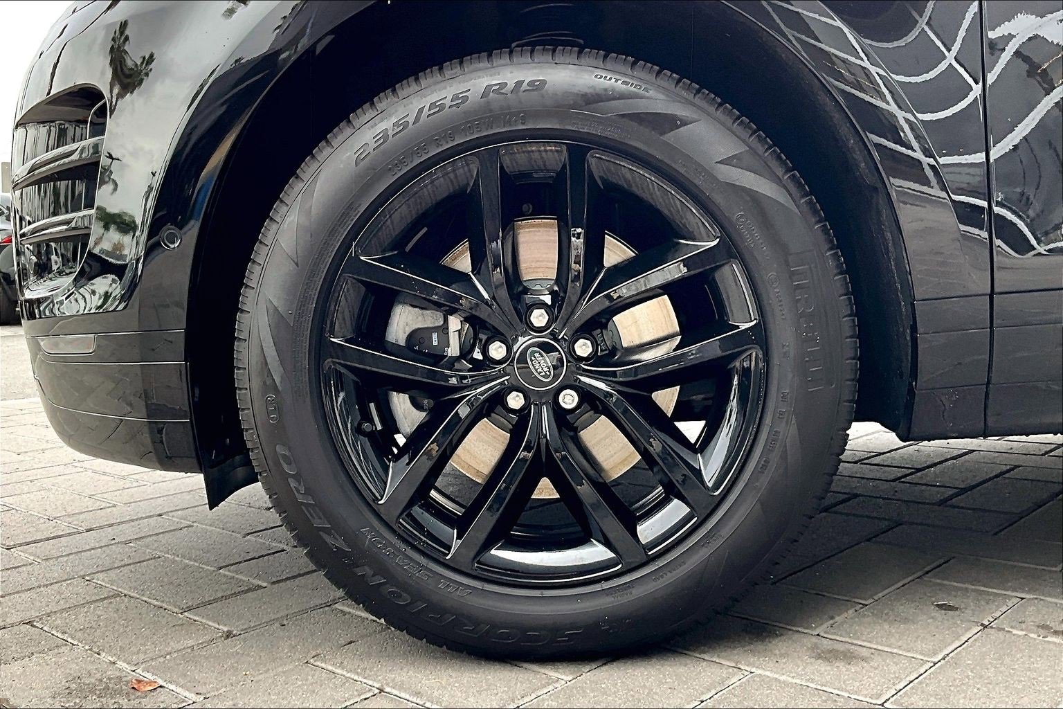 Used 2024 Land Rover Range Rover Evoque Dynamic SE image 9