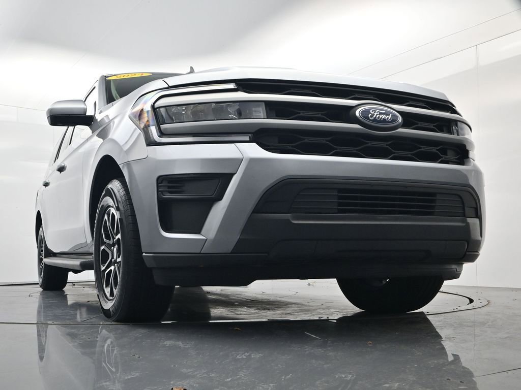 Used 2024 Ford Expedition Max XLT AWD/4WD image 49