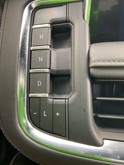 Used 2023 Chevrolet Tahoe Z71 w/ Luxury Package image 34