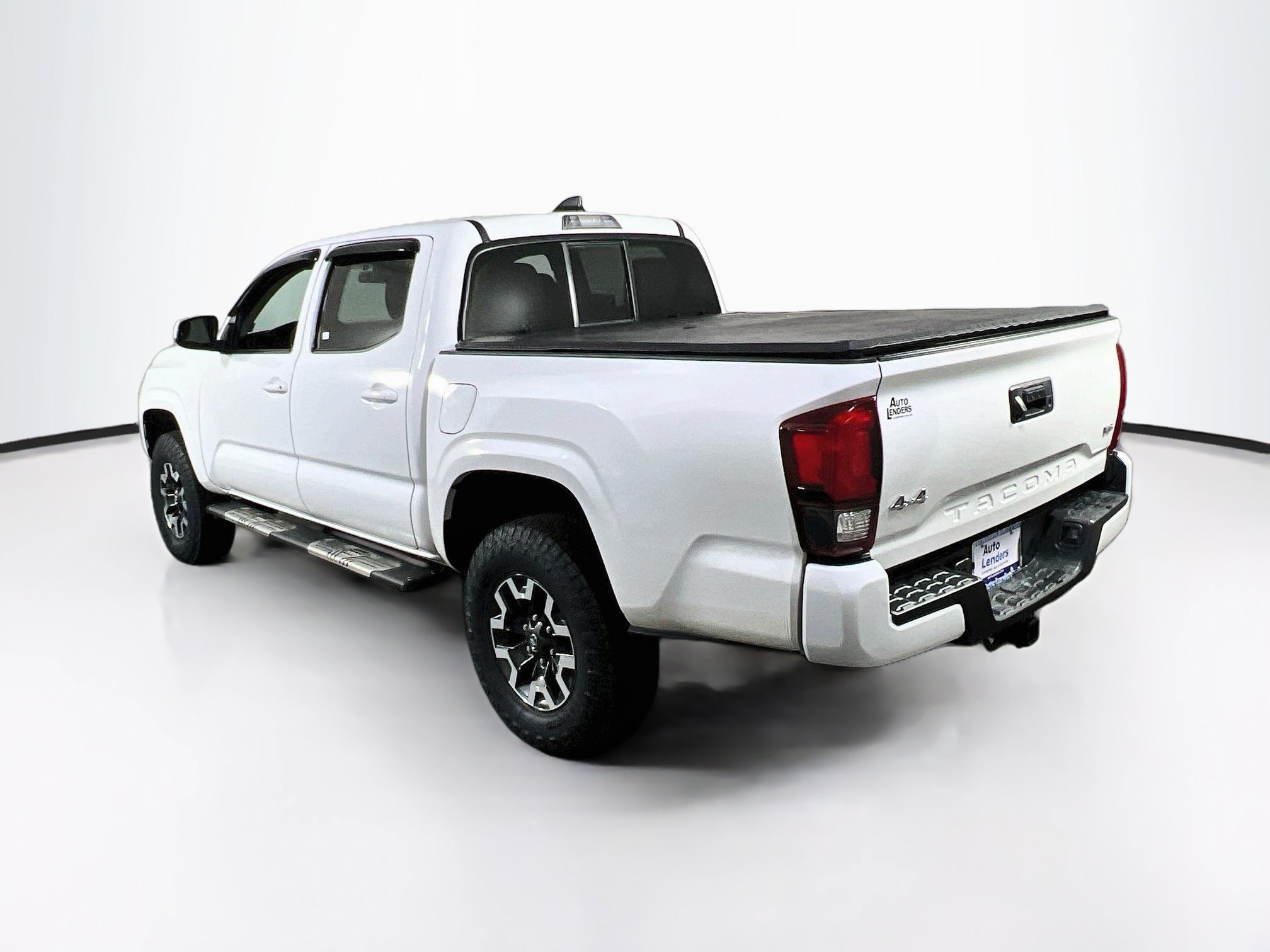 Used 2022 Toyota Tacoma SR AWD/4WD image 7