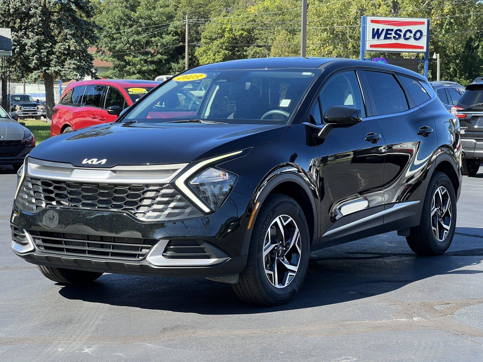 Used 2023 Kia Sportage LX AWD/4WD image 33