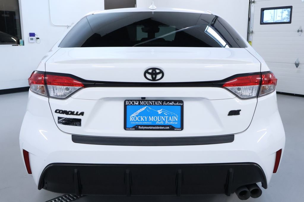 Used 2024 Toyota Corolla SE image 6