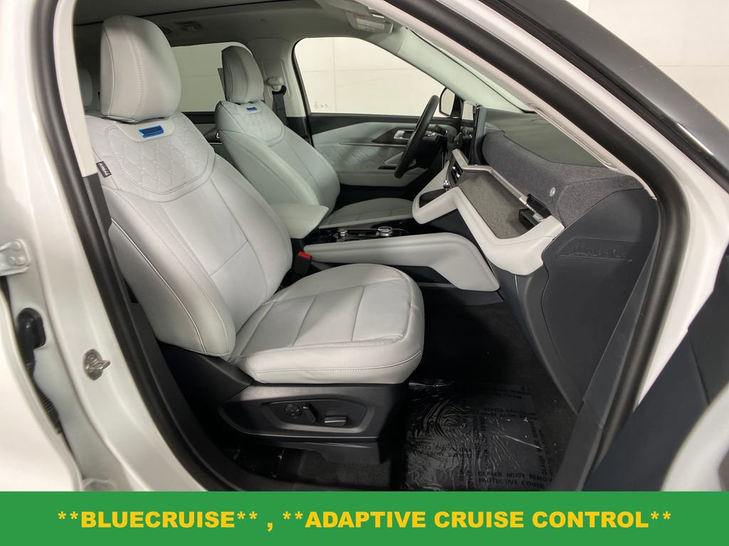 New 2026 Ford Explorer Platinum w/ LUX Leather Package image 8