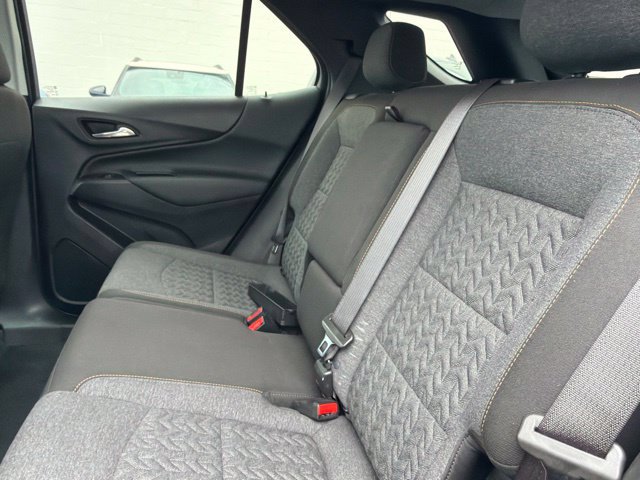 Used 2024 Chevrolet Equinox LT FWD image 16