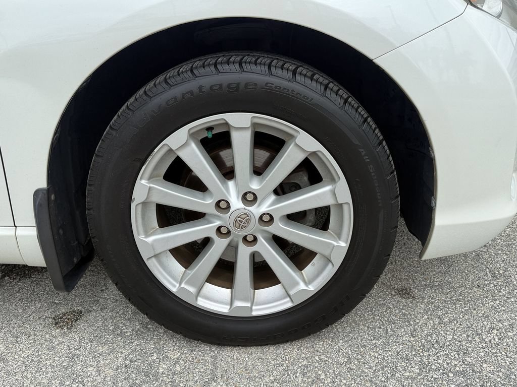 Used 2012 Toyota Venza XLE w/ XLE Premium Pkg AWD/4WD image 10