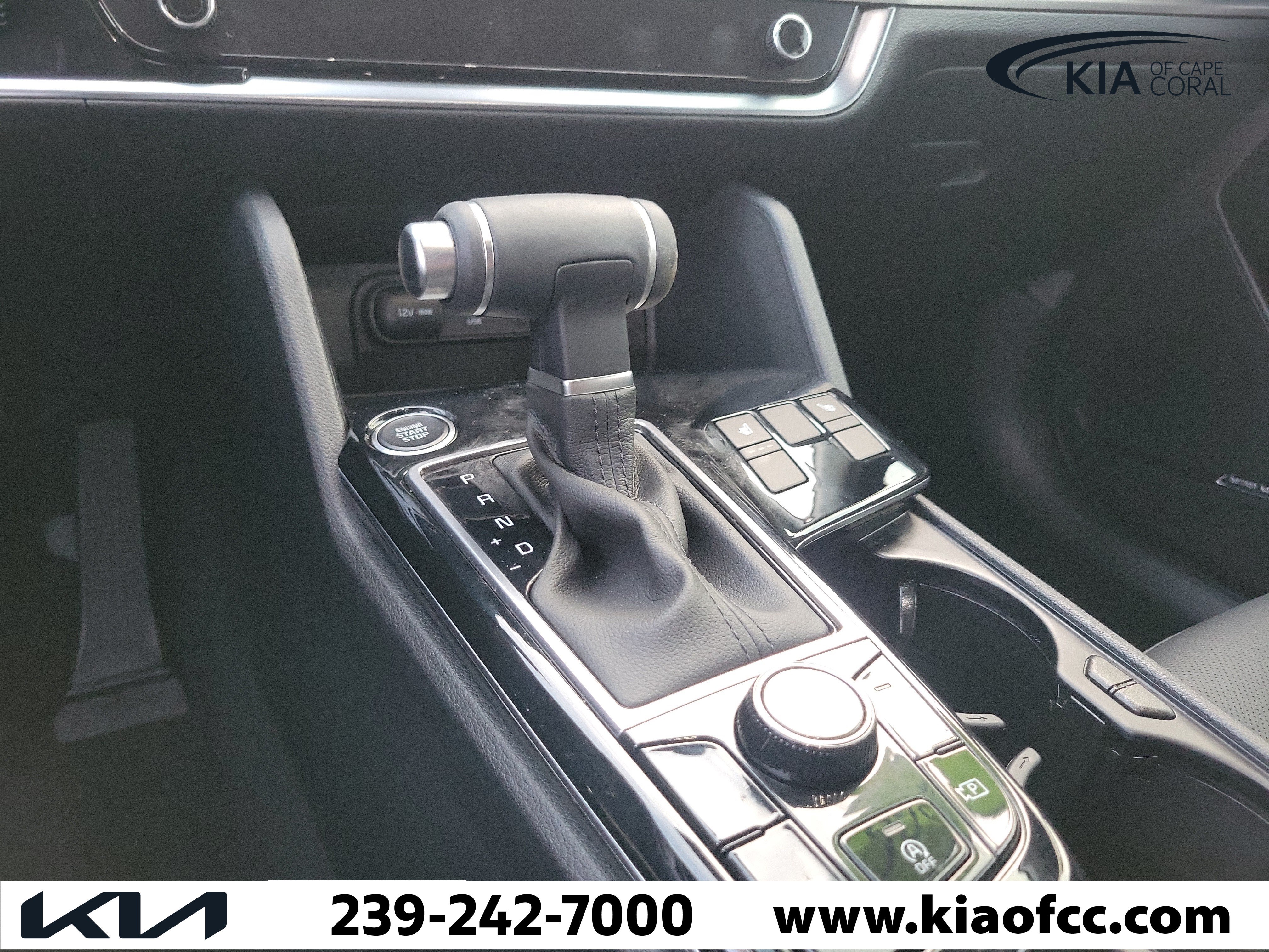 Used 2025 Kia Sportage SX FWD image 18