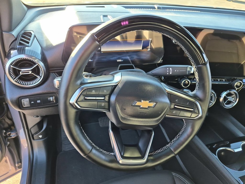 Used 2025 Chevrolet Blazer EV LT w/ Super Cruise Package AWD/4WD image 11