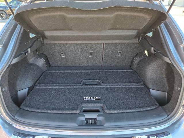 Certified 2022 Nissan Rogue Sport SL FWD image 17