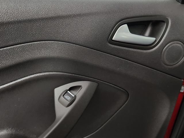 Used 2016 Ford C-MAX SEL w/ Equipment Group 303A FWD image 17