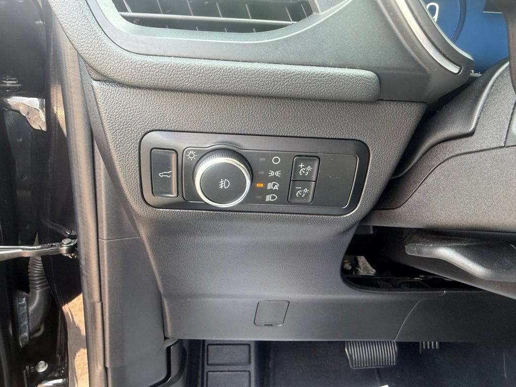 Certified 2024 Ford Escape Platinum AWD/4WD image 22