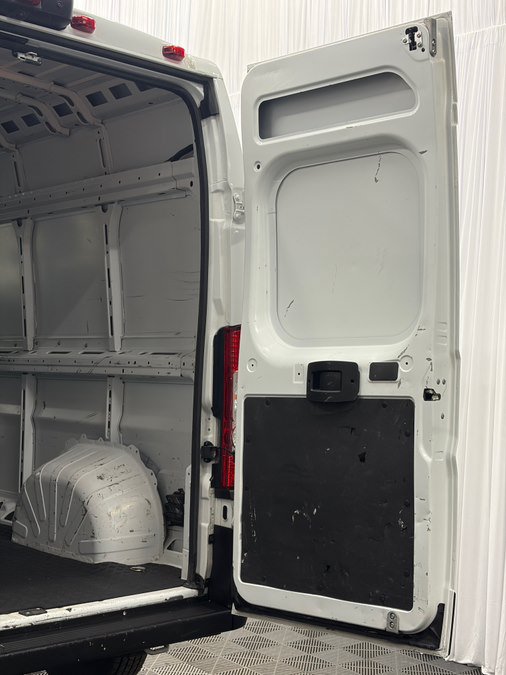 Used 2023 RAM ProMaster 2500 FWD image 16