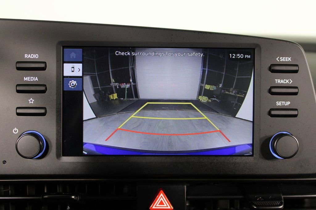 Certified 2025 Hyundai Elantra Sport image 26