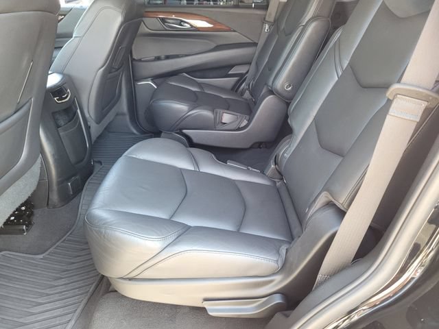 Used 2018 Cadillac Escalade 2WD image 26