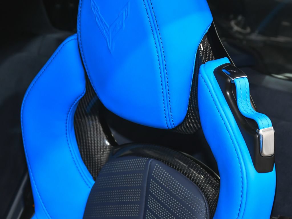 Used 2023 Chevrolet Corvette Stingray Premium Cpe w/ Body-Color Dual Roof Package RWD image 48
