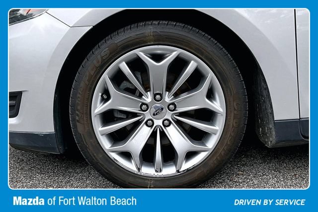 Used 2018 Ford Taurus Limited FWD image 35