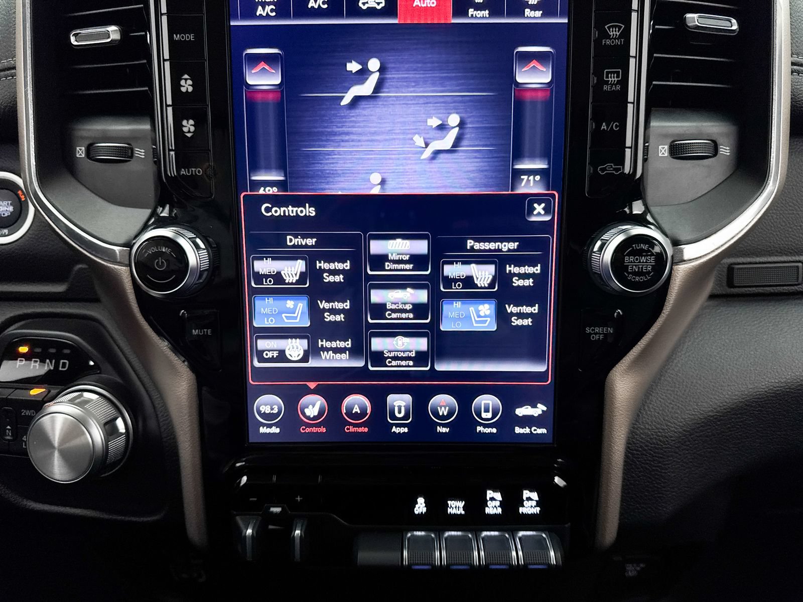 Used 2019 RAM 1500 Laramie AWD/4WD image 24